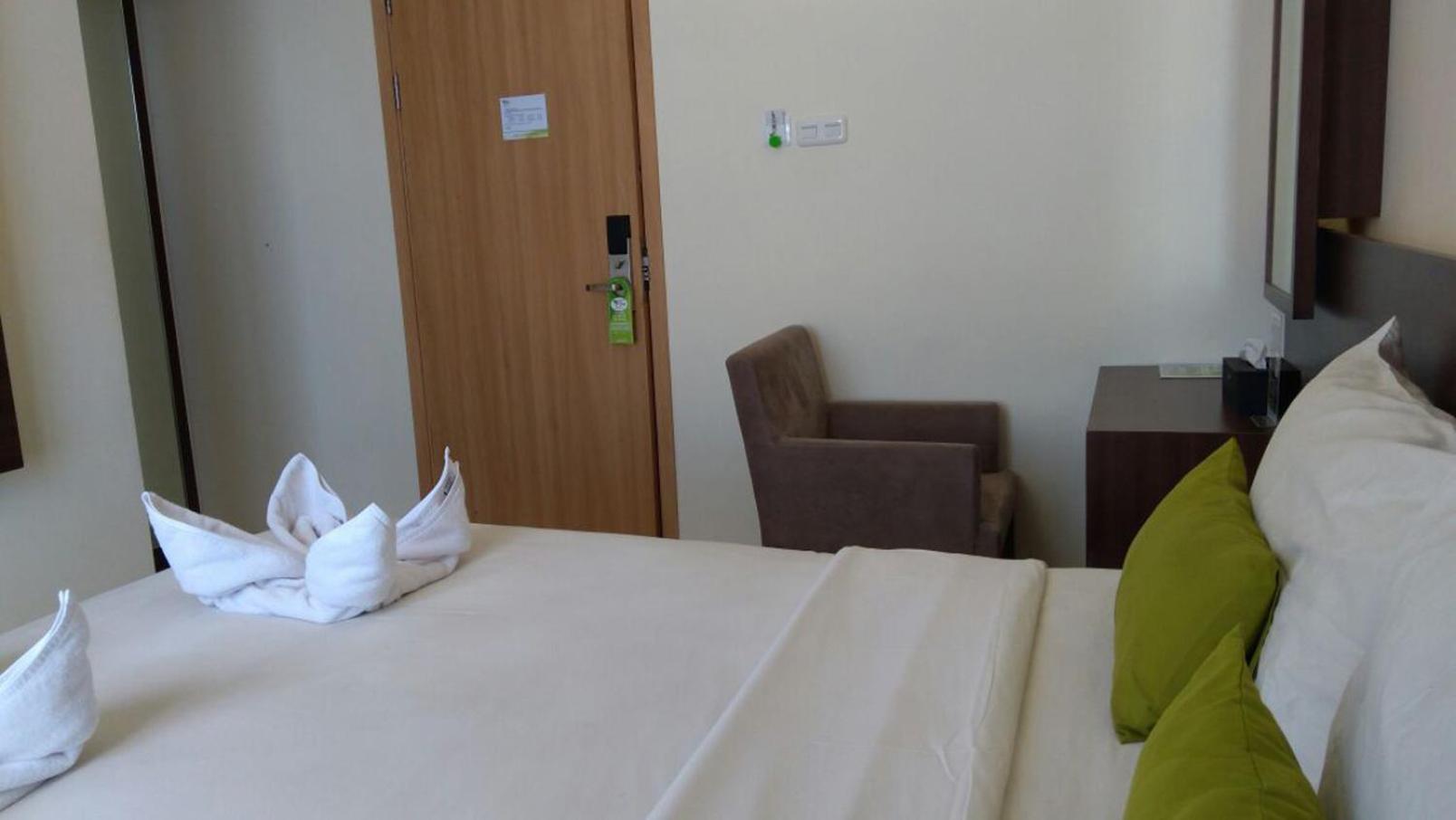 Green Eden Hotel Manado Phòng bức ảnh
