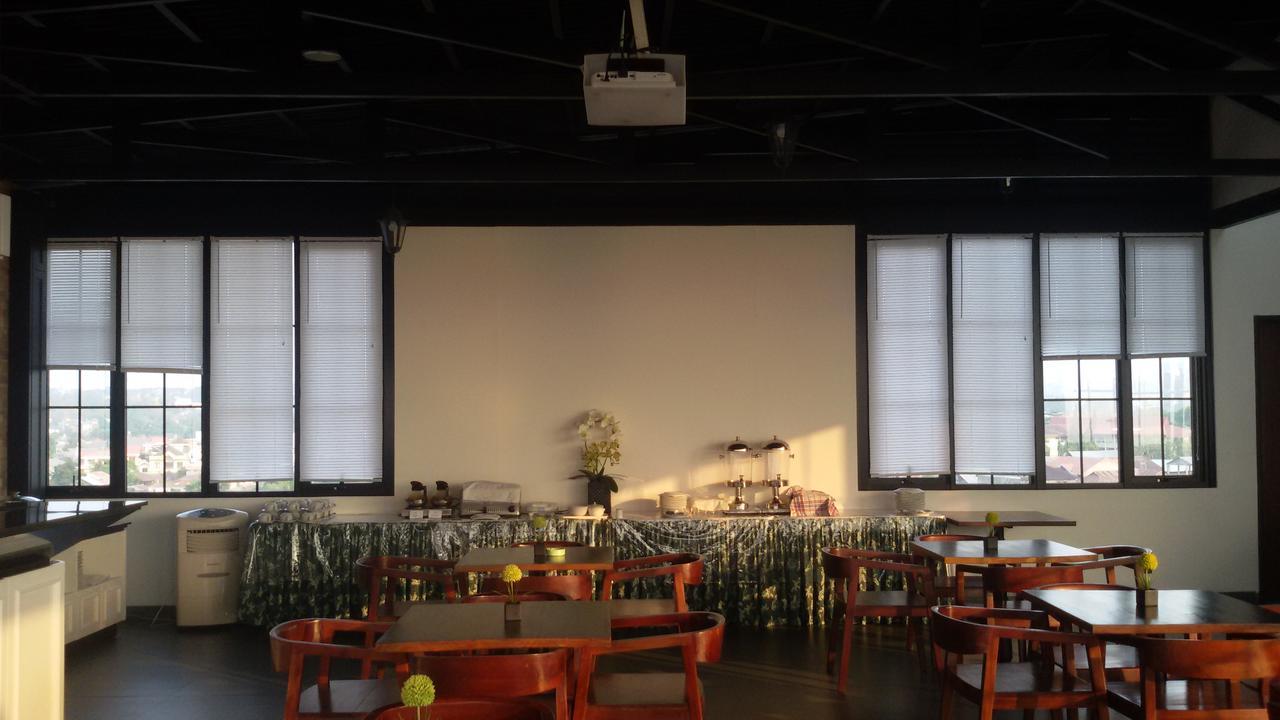 Green Eden Hotel Manado Ngoại thất bức ảnh